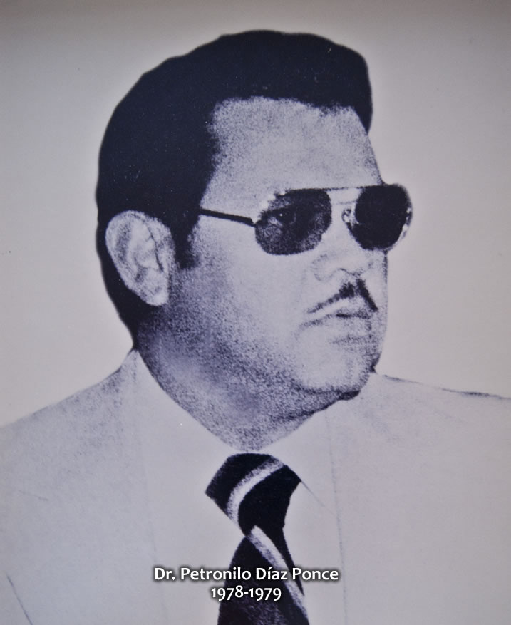 Dr. Petronilo Díaz Ponce